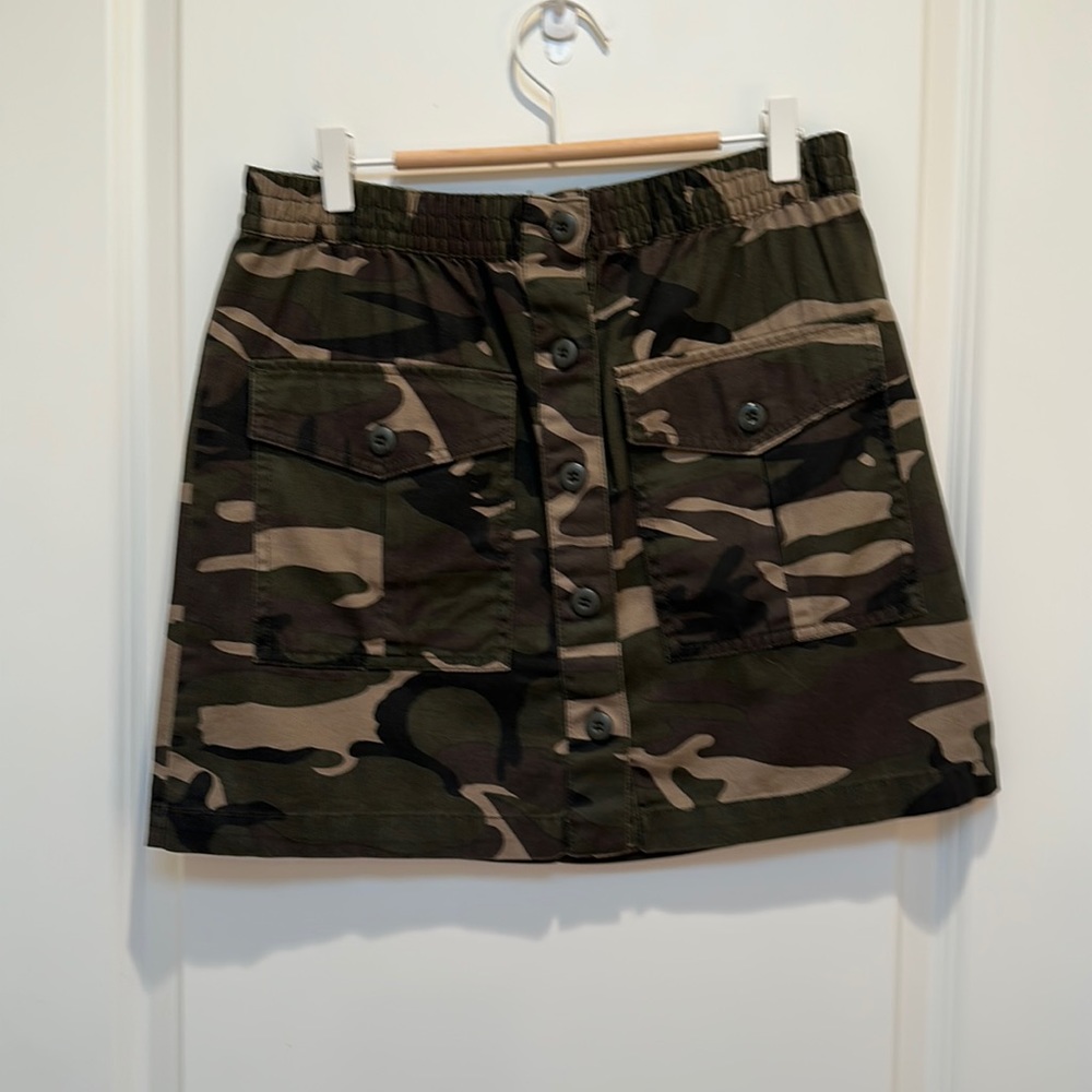 Forever 21 Camo Mini Skirt